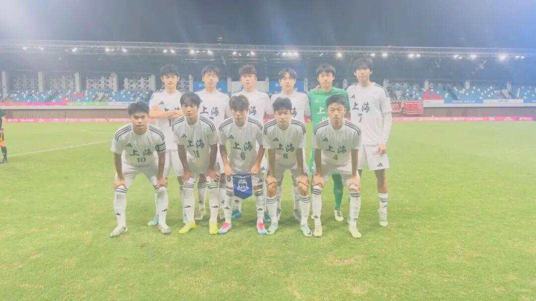 包含阿斯顿维拉内部会议纪要流出：集结日伤情更新，中超使命明确，阵容厚度经受考验的词条